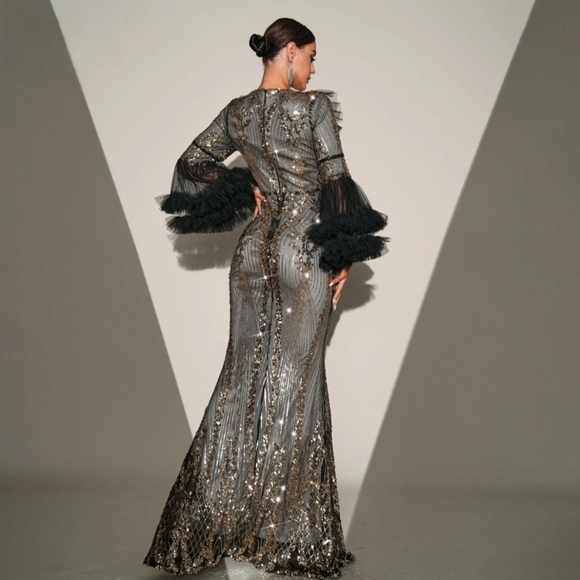 Silver Sequin Gown with V-Neck and Bishop Sleeves - Picture 5 of 15